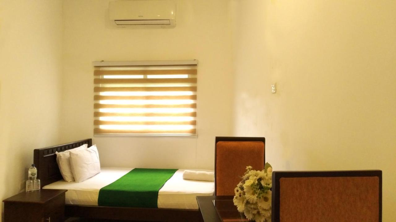 מלון רטנאפורה Akoya Pearl מראה חיצוני תמונה
