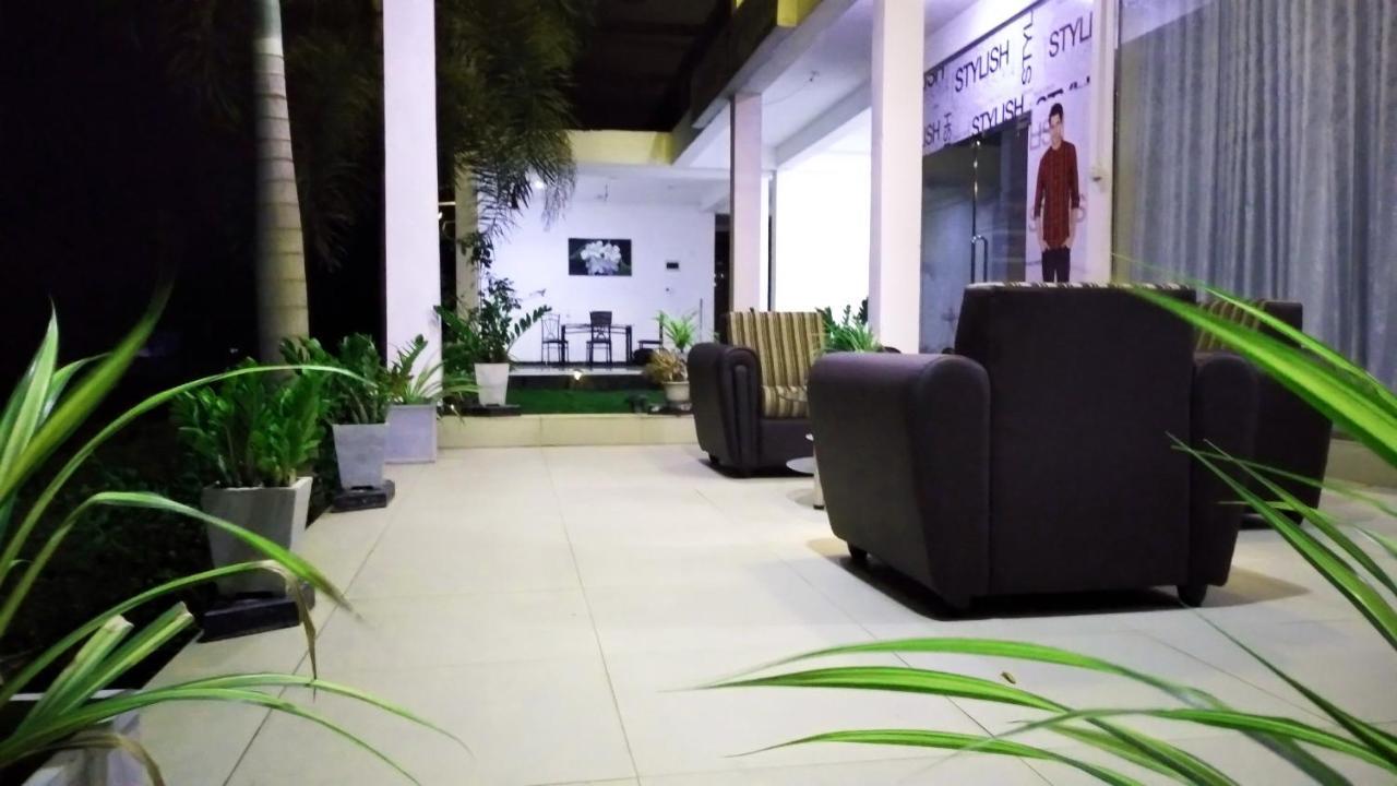 מלון רטנאפורה Akoya Pearl מראה חיצוני תמונה
